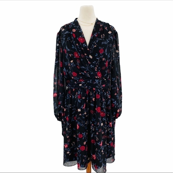 GAL MEETS GLAM Smocked Fit & Flare Silhouette Floral Dress Size 10 NEW - Picture 4 of 10